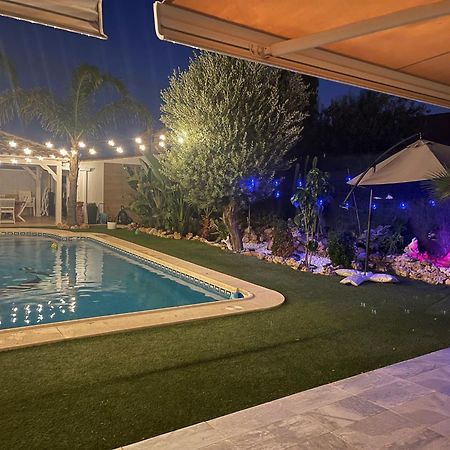 Suite Privada Frente A La Piscina Para 2 Personas Con Sofa Cama Para 2 Mas 4P No Es Casa Completa San Vicente Raspeig ภายนอก รูปภาพ