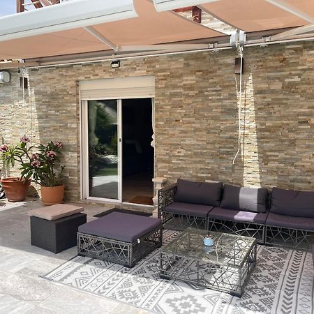 Suite Privada Frente A La Piscina Para 2 Personas Con Sofa Cama Para 2 Mas 4P No Es Casa Completa San Vicente Raspeig ภายนอก รูปภาพ