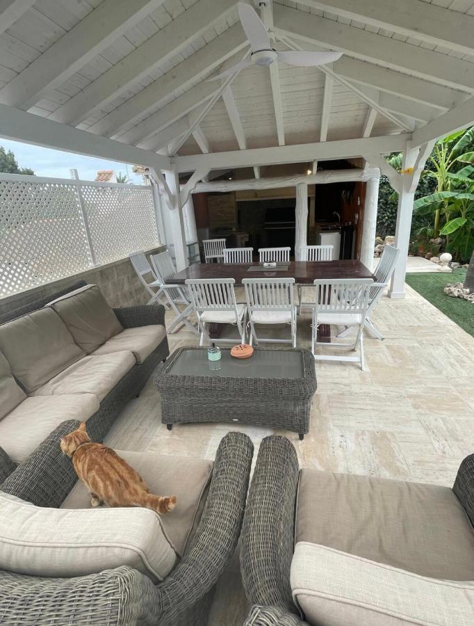 Suite Privada Frente A La Piscina Para 2 Personas Con Sofa Cama Para 2 Mas 4P No Es Casa Completa San Vicente Raspeig ภายนอก รูปภาพ