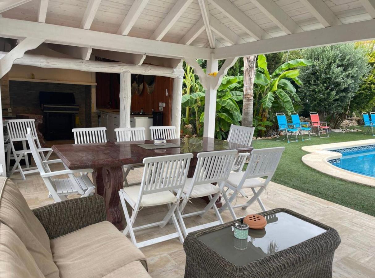 Suite Privada Frente A La Piscina Para 2 Personas Con Sofa Cama Para 2 Mas 4P No Es Casa Completa San Vicente Raspeig ภายนอก รูปภาพ