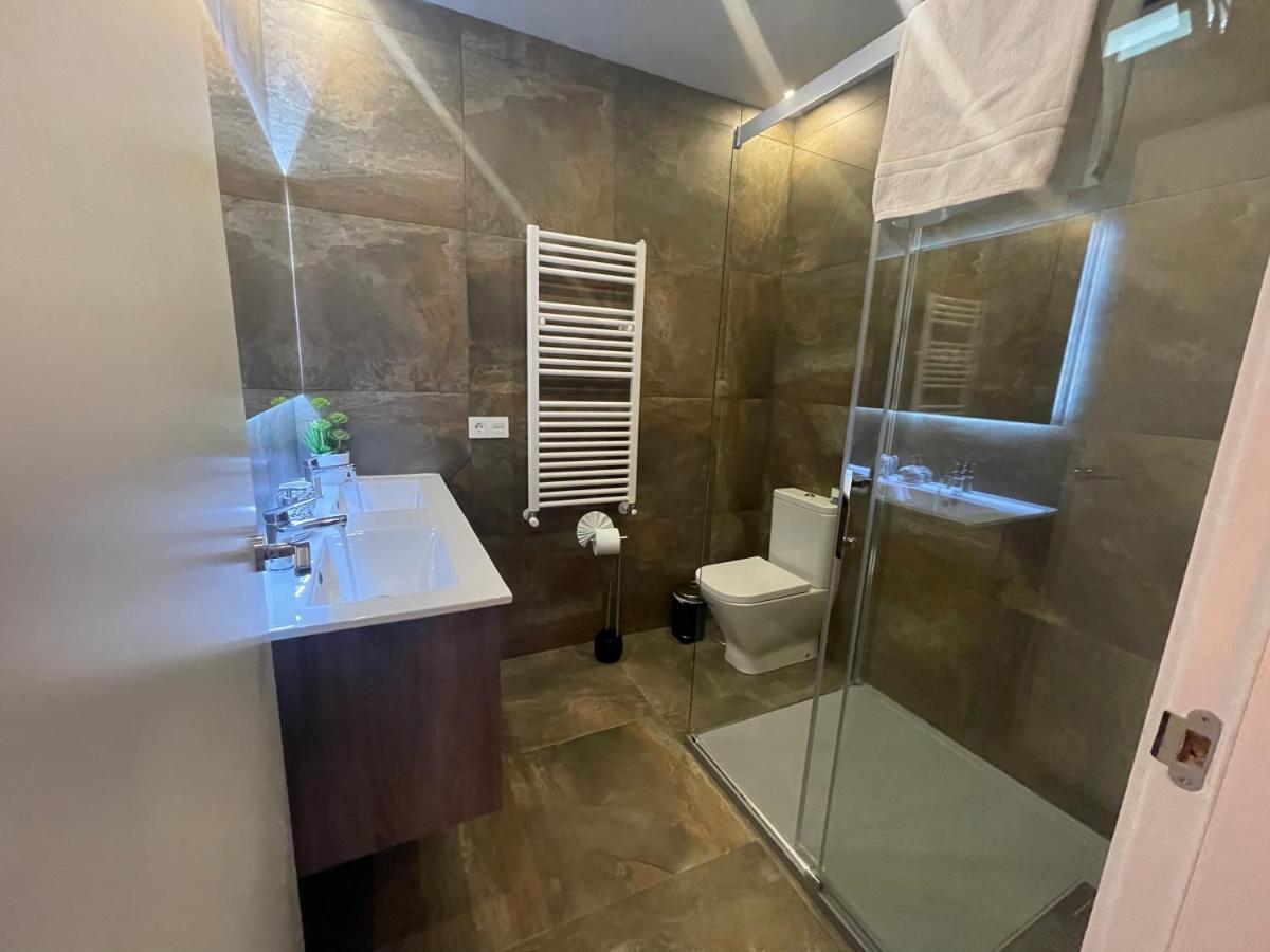 Suite Privada Frente A La Piscina Para 2 Personas Con Sofa Cama Para 2 Mas 4P No Es Casa Completa San Vicente Raspeig ภายนอก รูปภาพ