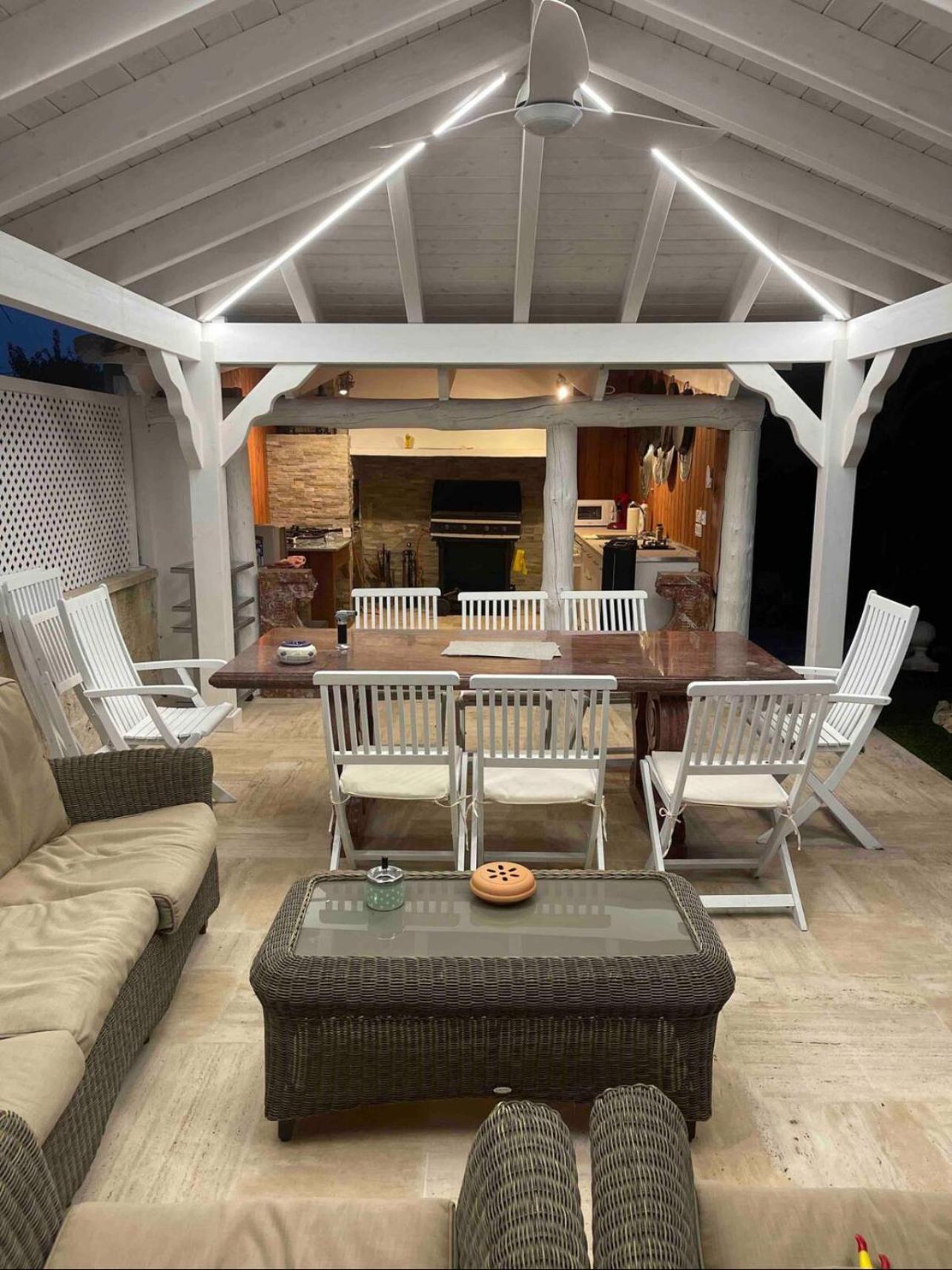Suite Privada Frente A La Piscina Para 2 Personas Con Sofa Cama Para 2 Mas 4P No Es Casa Completa San Vicente Raspeig ภายนอก รูปภาพ